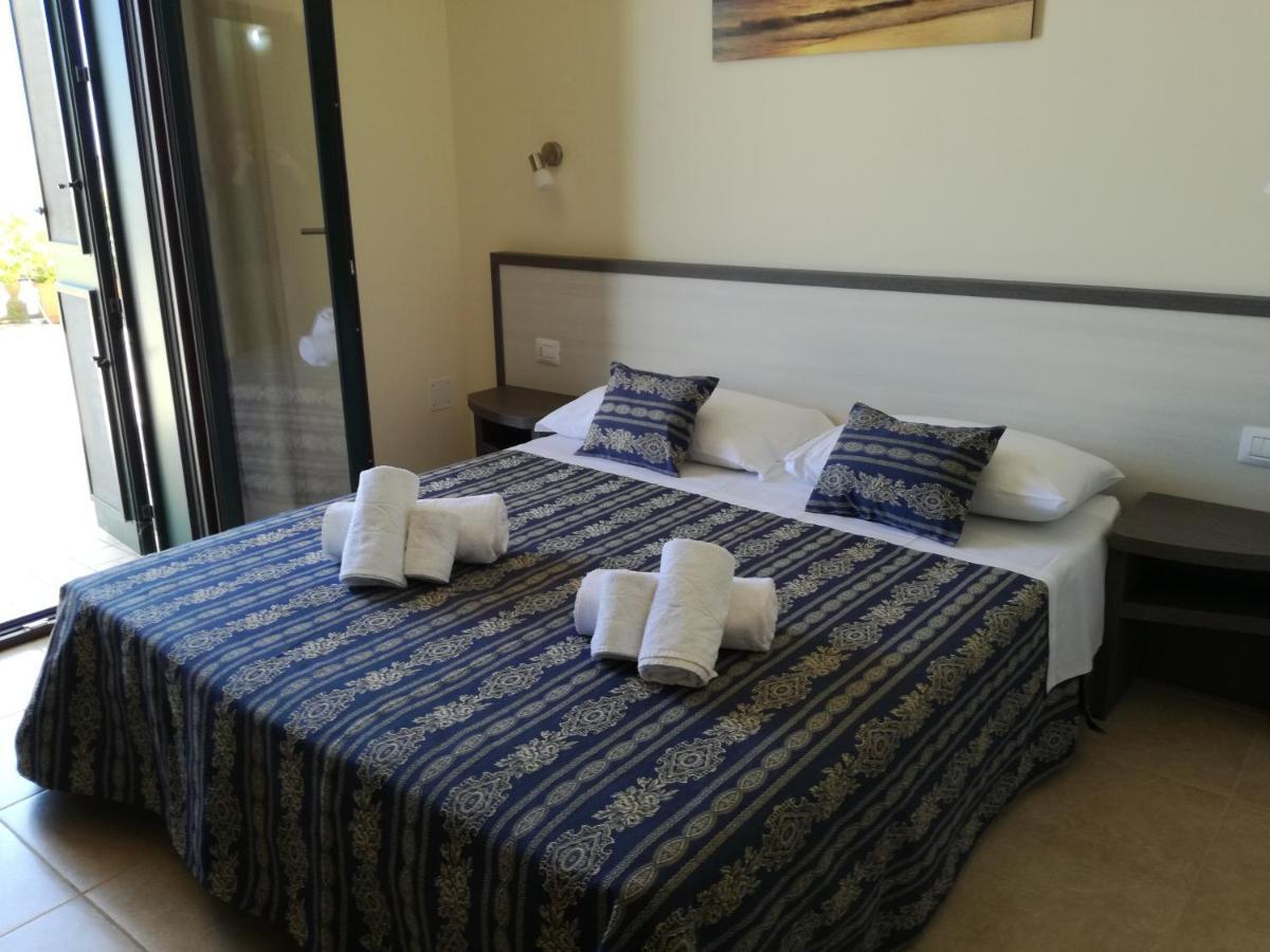 B&B Hotel Helios 乌瓜诺拉基耶萨 外观 照片