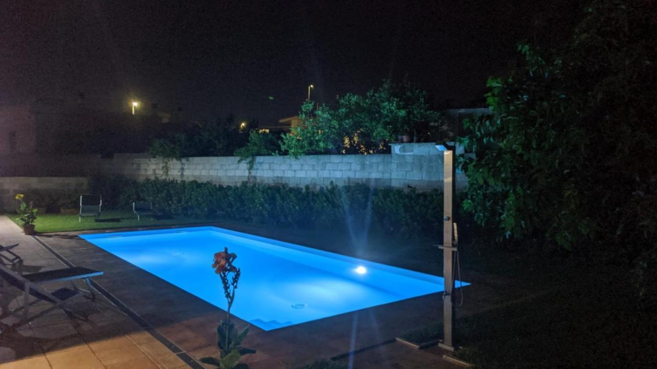 B&B Hotel Helios 乌瓜诺拉基耶萨 外观 照片