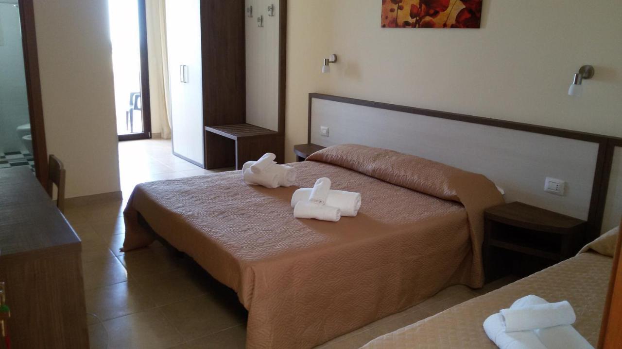 B&B Hotel Helios 乌瓜诺拉基耶萨 外观 照片