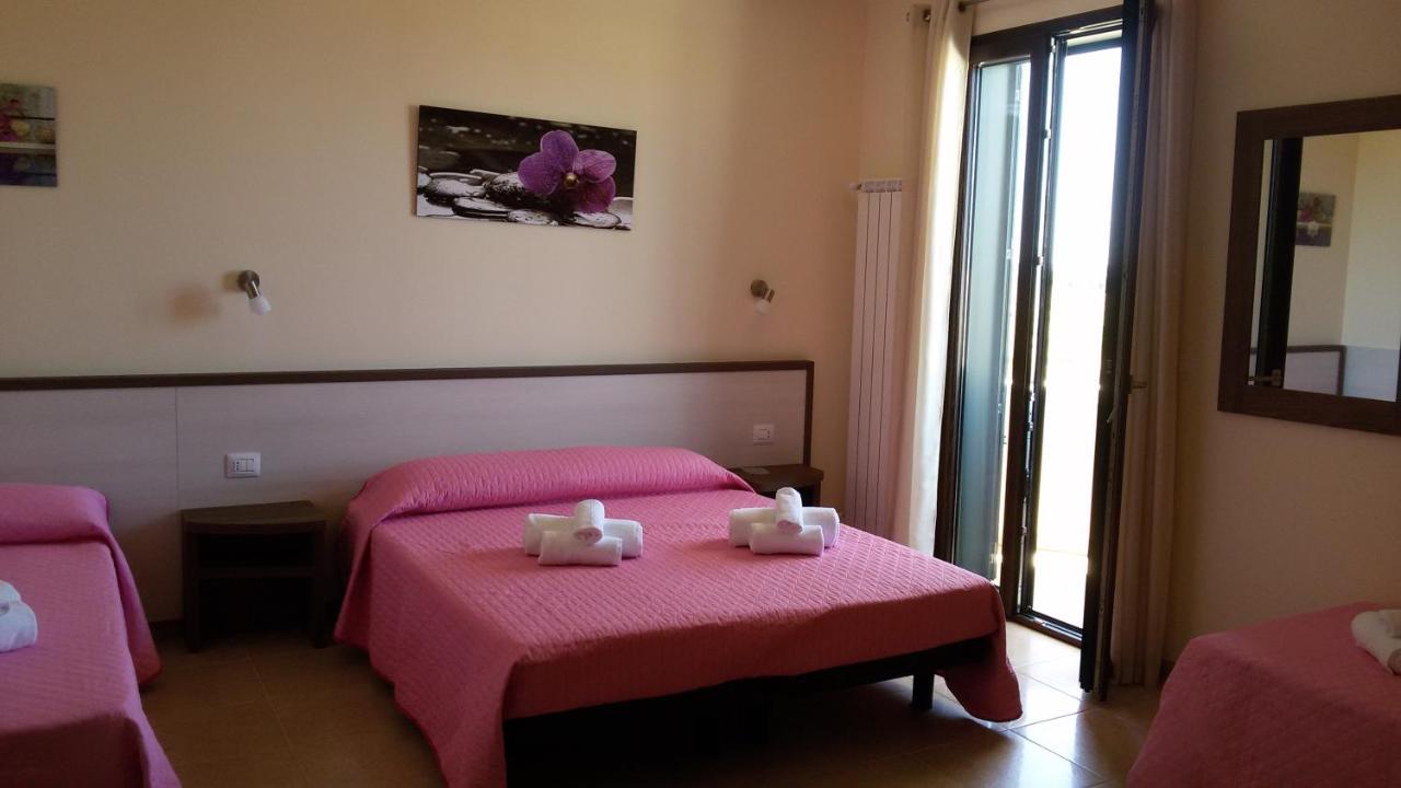 B&B Hotel Helios 乌瓜诺拉基耶萨 外观 照片