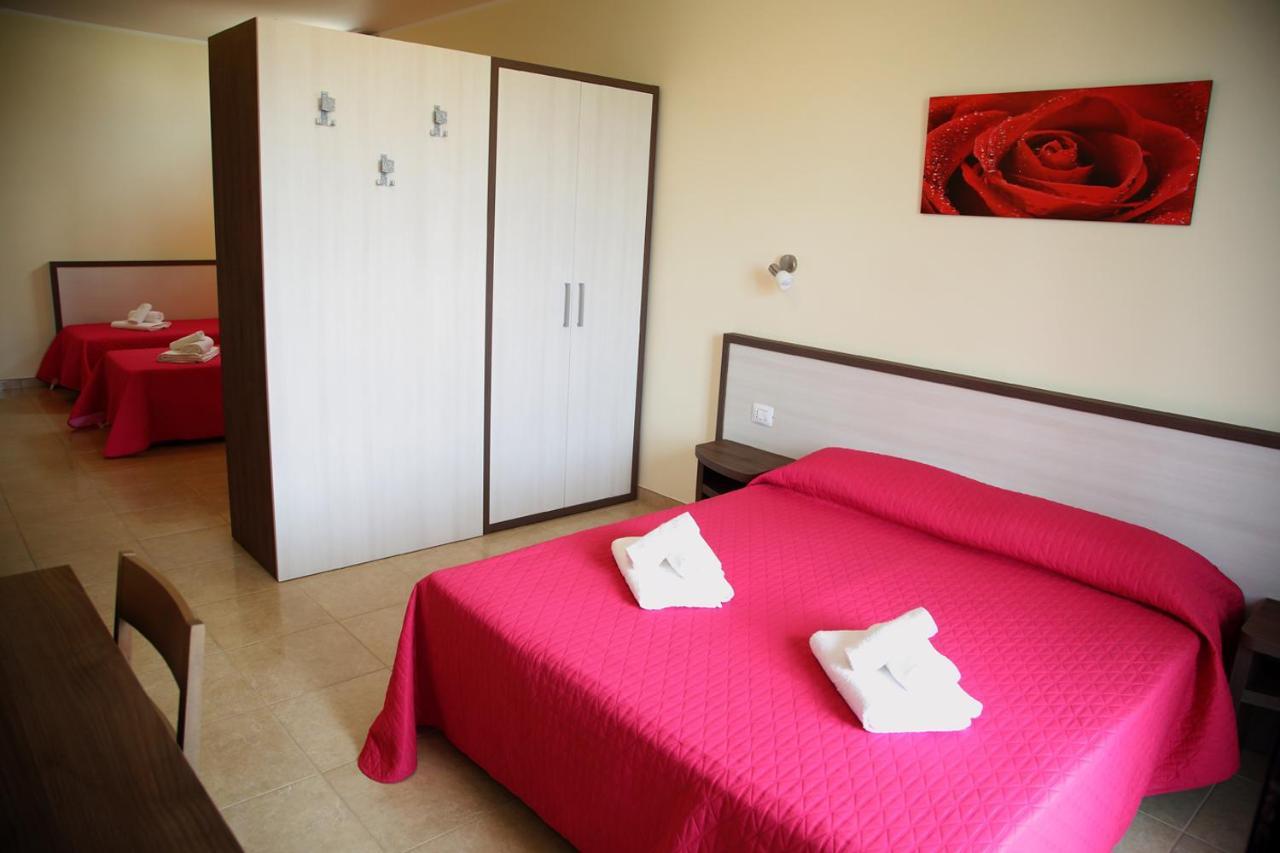 B&B Hotel Helios 乌瓜诺拉基耶萨 外观 照片