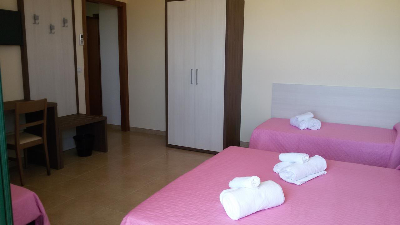 B&B Hotel Helios 乌瓜诺拉基耶萨 外观 照片