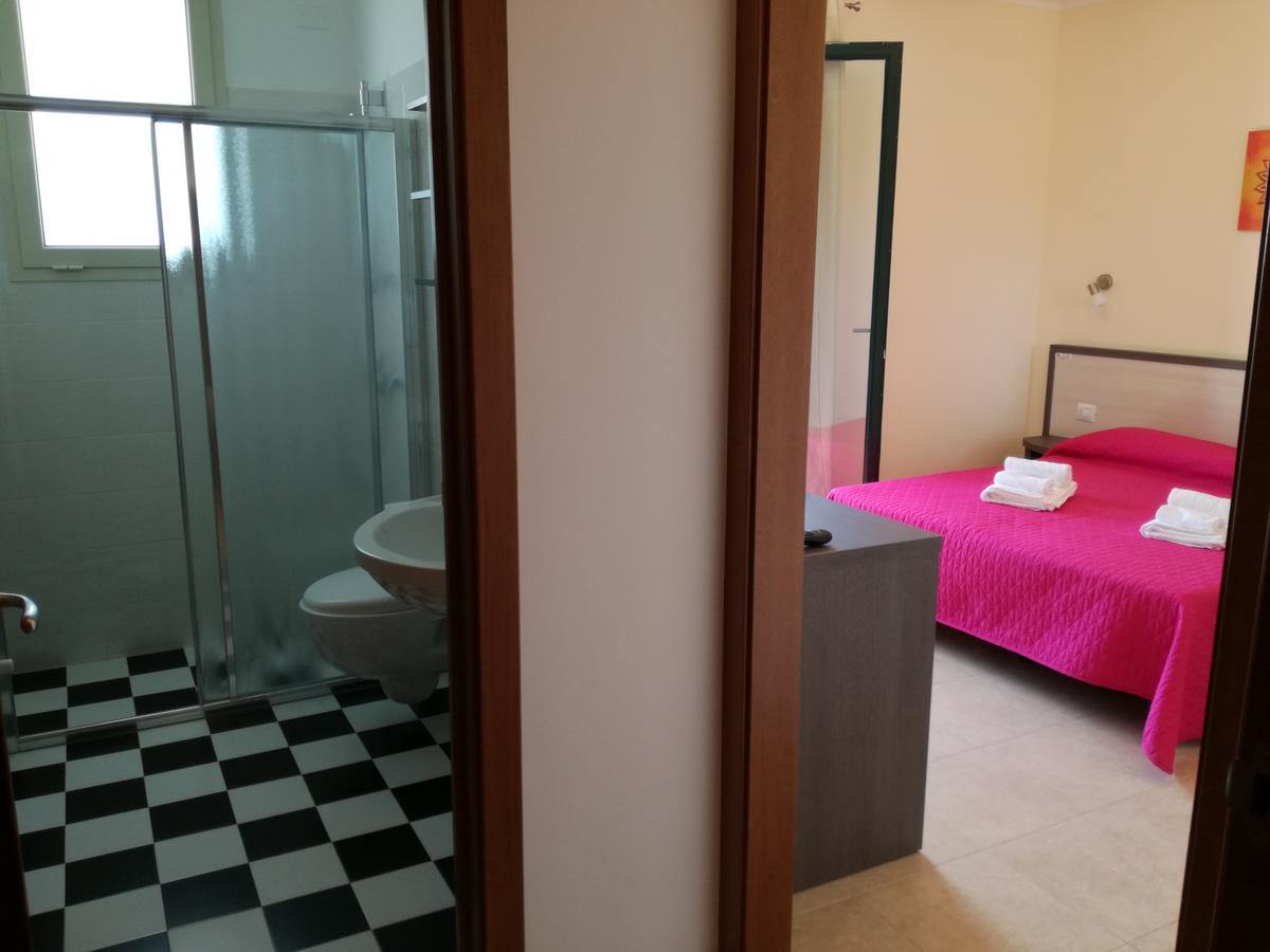 B&B Hotel Helios 乌瓜诺拉基耶萨 外观 照片
