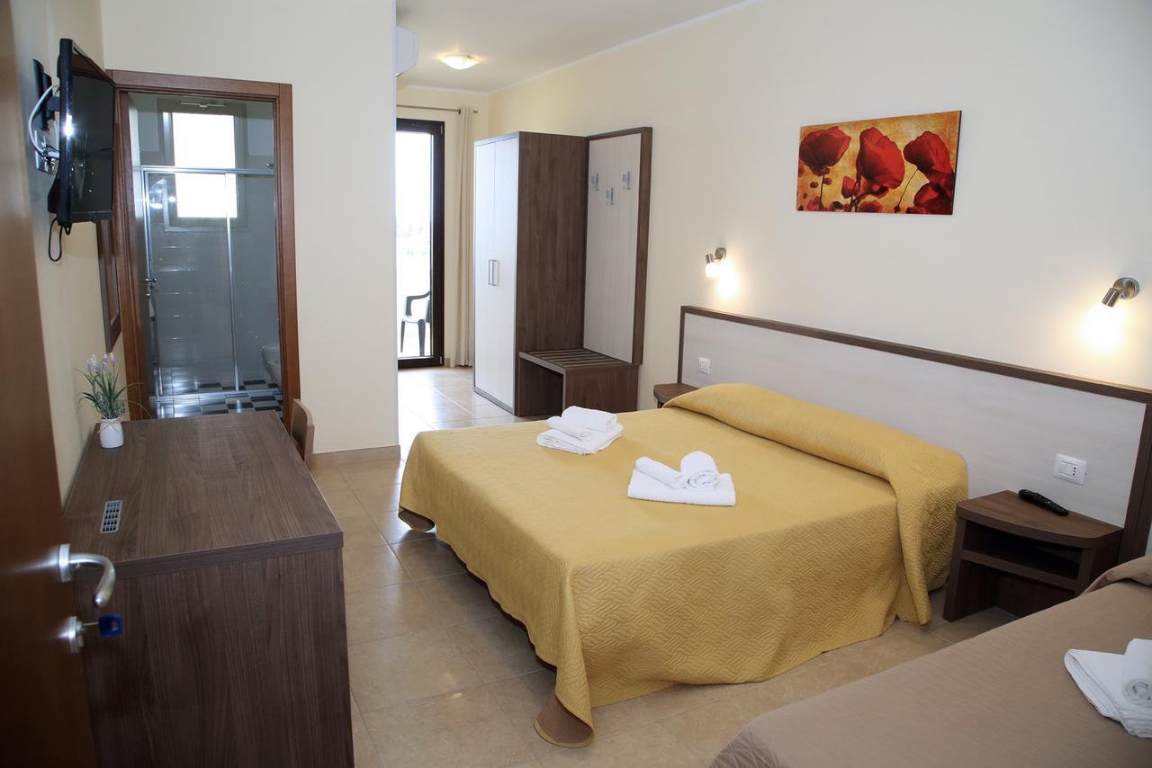 B&B Hotel Helios 乌瓜诺拉基耶萨 外观 照片